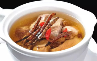 冬蟲(chóng)夏草煲湯的最佳季節(jié)，喝對(duì)事半功倍